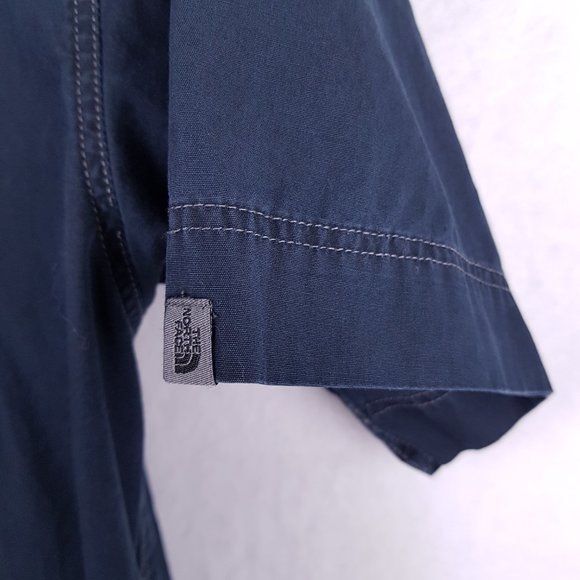 THE NORTH FACE | Mens Button Down Short Sleeve Shirt Size L - Picture 3 of 4